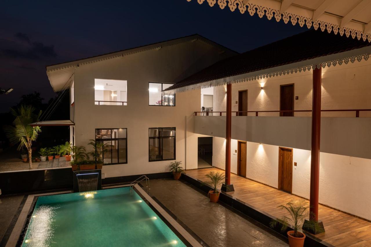 The Green Estate Resort Nashik Esterno foto