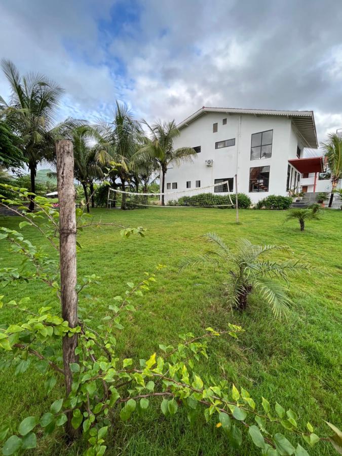 The Green Estate Resort Nashik Esterno foto